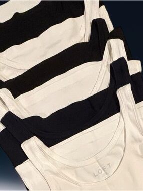 Bundle of 7 LOFT Essential Ribbed Scoop Neck Tanks XS Navy Black White